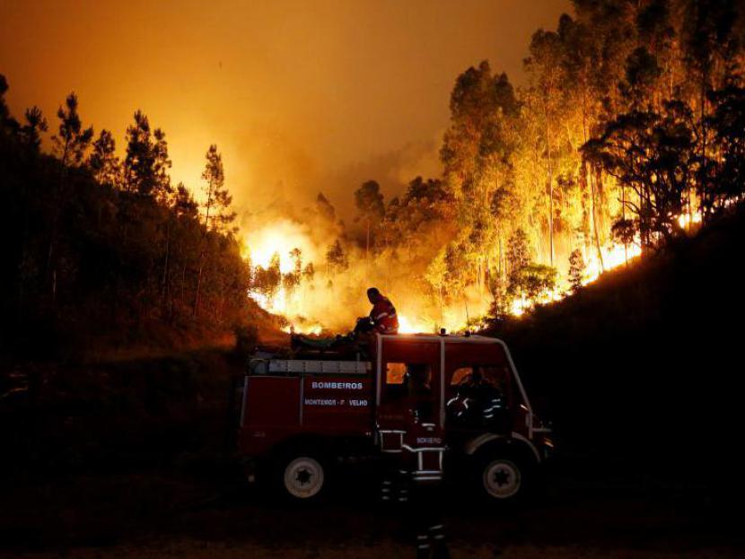 Portugalska v plamenih