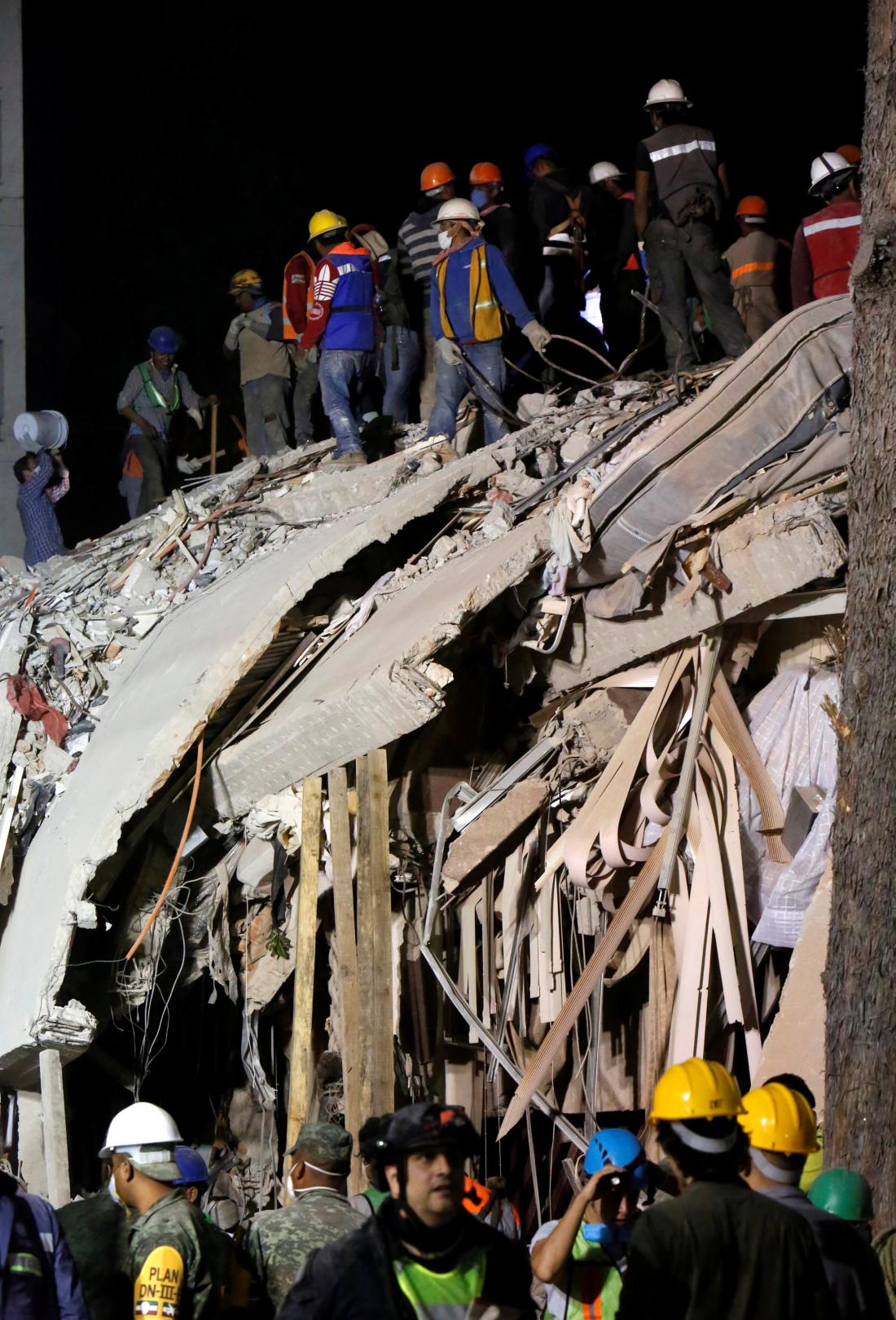 Mehika v ruševinah, število žrtev se povečuje