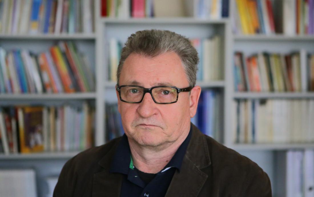 Psiholog dr. Zoran Pavlović, direktor ljubljanskega Svetovalnega centra za otroke, mladostnike in starše. Foto: Jože Suhadolnik