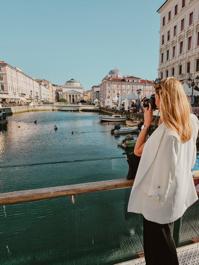 Od glavnega trga se lahko sprehodite do Velikega kanala, kjer boste za trenutek začutili pridih Benetk. Foto: Sonja Ravbar