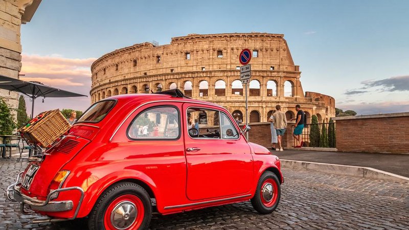 Fotografija: Izognite se turističnim pastem in doživite Rim kot domačini. Foto: Karl Allen Lugmayer/shutterstock